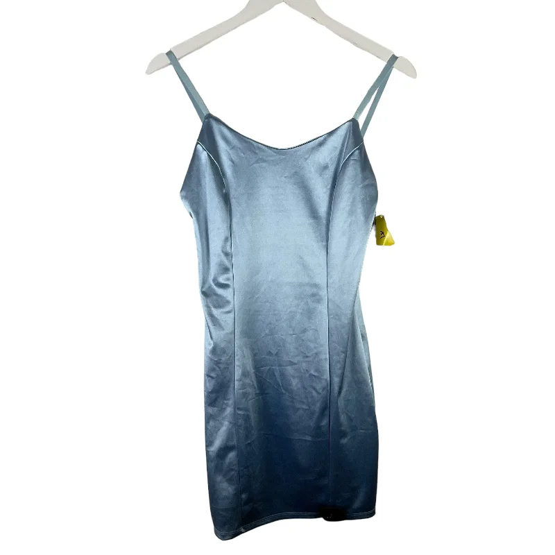 Time-Limited Offer Dress Party Short By Iris  Size: M