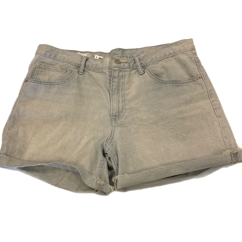 Daily Deals Shorts By Gap  Size: 8
